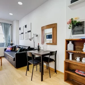 Soggiorno dell’appartamento Lovely Home Fabrizia a Roma, quartiere San Giovanni