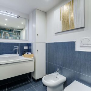 Bagno moderno dell’appartamento Lovely Home Fabrizia a Roma