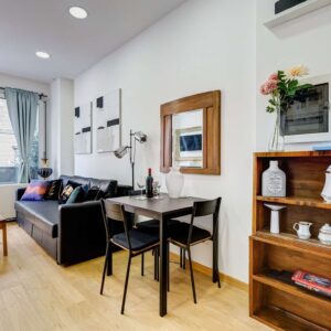 Soggiorno dell’appartamento Lovely Home Fabrizia a Roma, quartiere San Giovanni